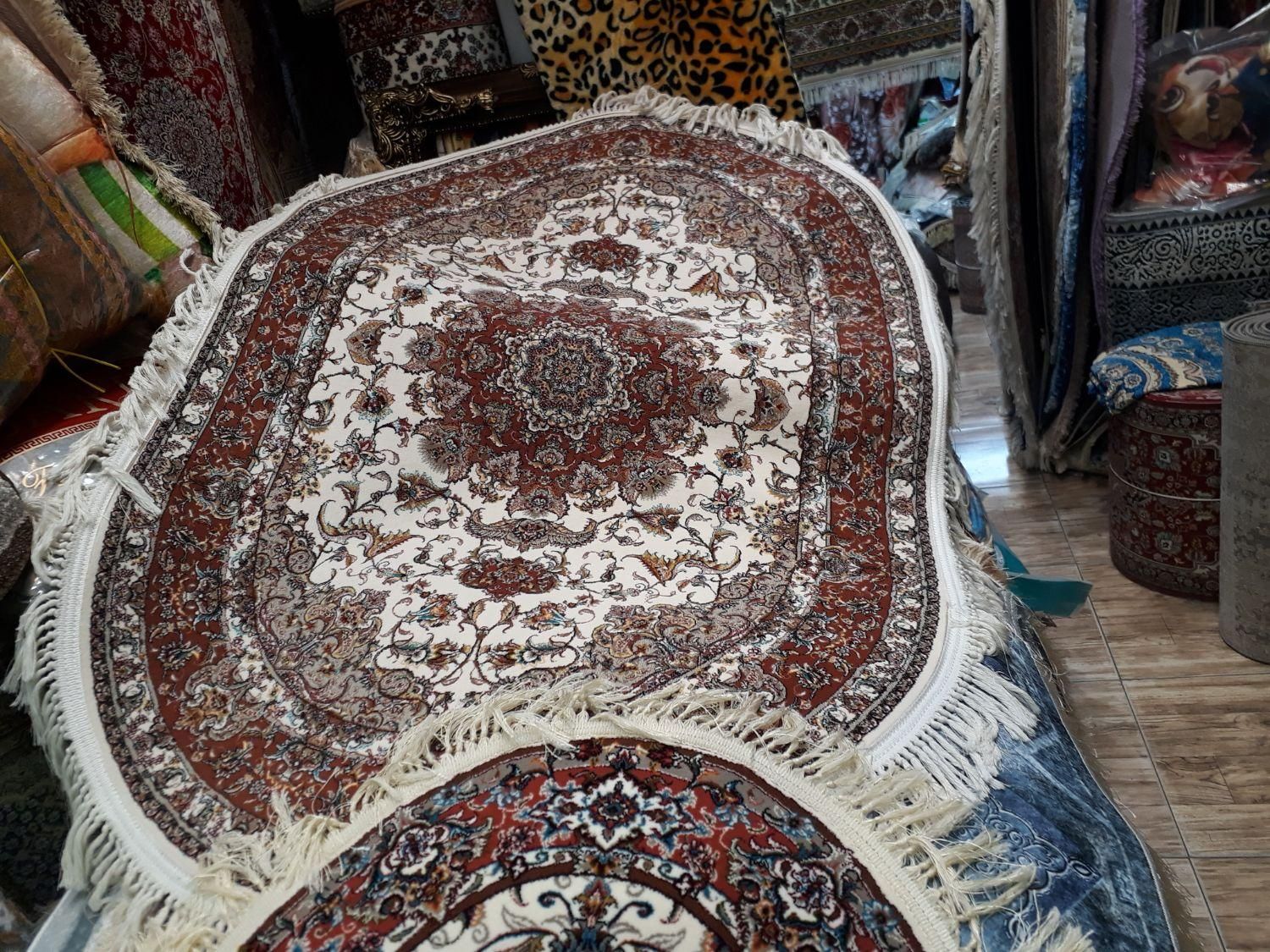 فرش بیضی ۸۰×۱/۲۰ سایز اولیا ۱۰۰۰شانه|فرش|تبریز, |دیوار