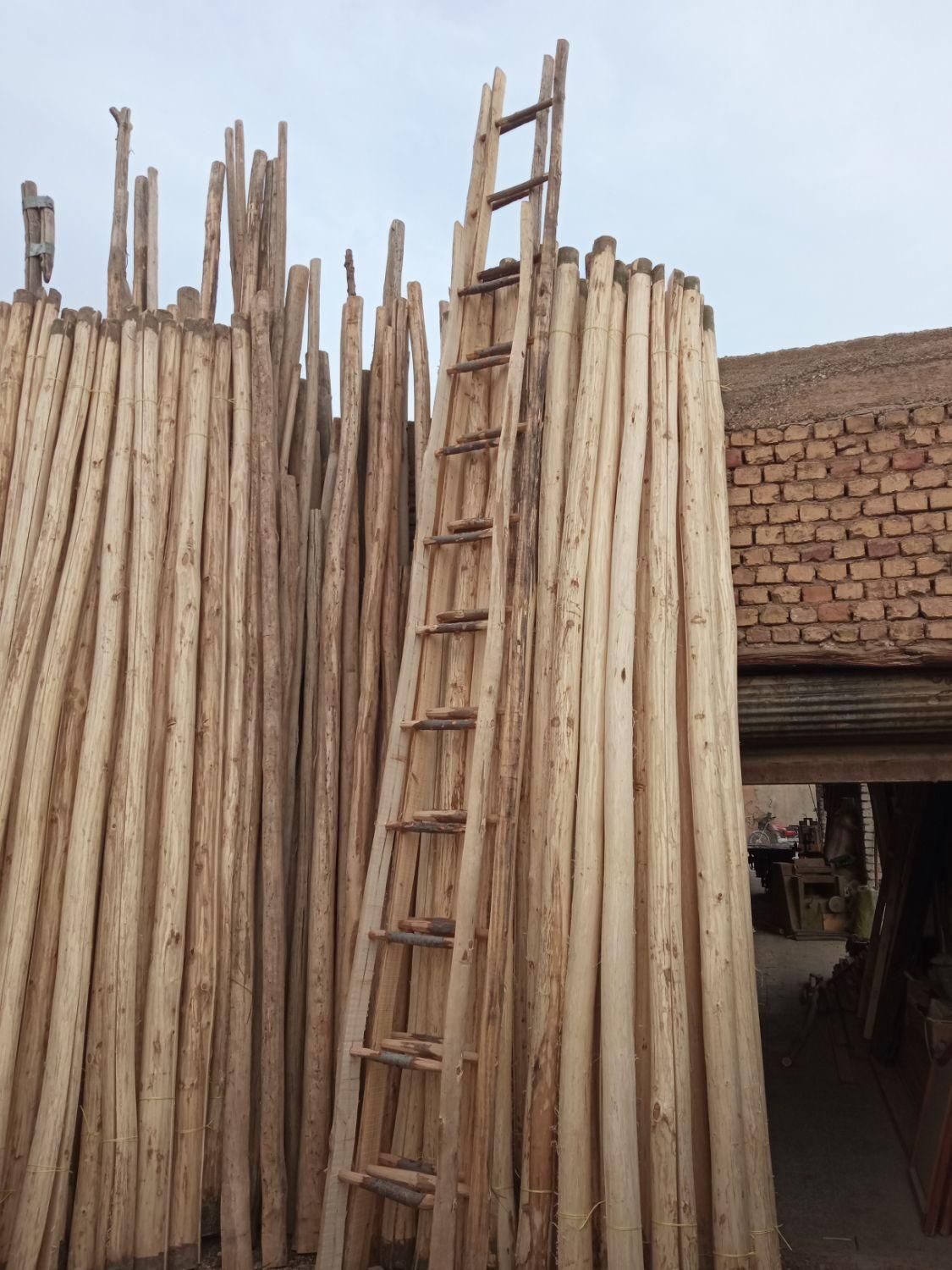 نردبان چوبی|مصالح و تجهیزات ساختمان|خمینیشهر, |دیوار