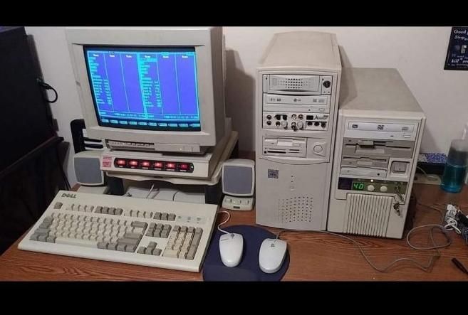 فروش.خریدارکیس.مانیتورهای.قدیمی|رایانه رومیزی|شیراز, فرهنگ شهر|دیوار