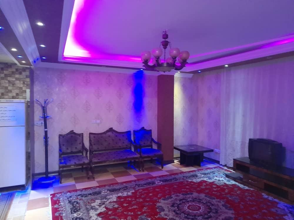 اجاره روزانه/هفتگی/ماهانه آپارتمان ۸۰ متری|اجارهٔ کوتاه‌مدت آپارتمان و سوئیت|شیراز, آزادگان|دیوار