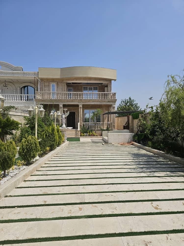 فروش ویلا۴۰۰متری براصلی خیابان سندتک برگ.استخردار|فروش خانه و ویلا|رشت, گلسار|دیوار