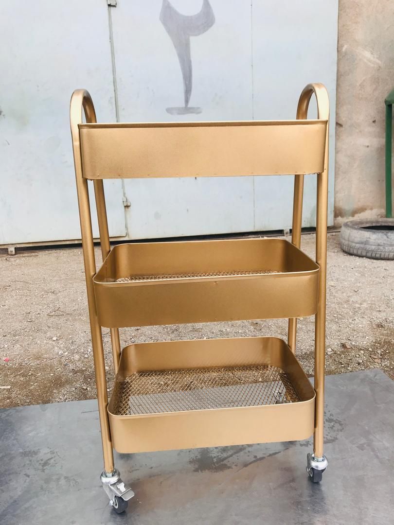 تجهیزات آرایشگاهی،ترولی سبدی ،صندلی|آرایشگاه و سالنهای زیبایی|یزد, |دیوار