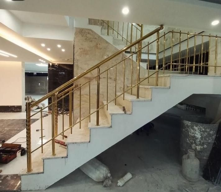 اجرای انواع نرده استیل و نرده شیشه|خدمات پیشه و مهارت|آمل, |دیوار