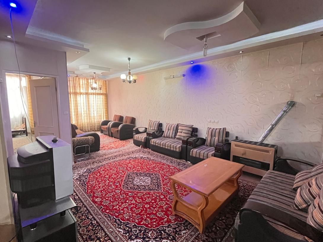کرایه سوییت مبله گردشگری|اجارهٔ کوتاه‌مدت آپارتمان و سوئیت|اصفهان, باغ فدک|دیوار
