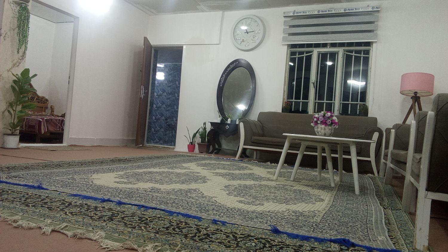 اجاره روزانه/هفتگی/ماهانه ویلا ۹۰۰ متری|اجارهٔ کوتاه‌مدت ویلا و باغ|بروجرد, |دیوار