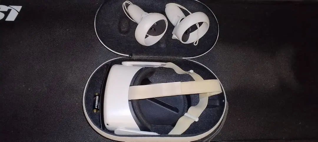 دستگاه oculus quest 2|کنسول، بازی ویدئویی و آنلاین|تهران, یوسف‌آباد|دیوار