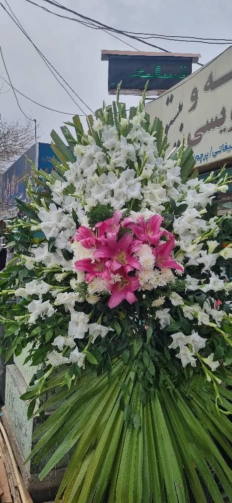 تاج گل|گل مصنوعی|شیراز, کلاهدوز|دیوار