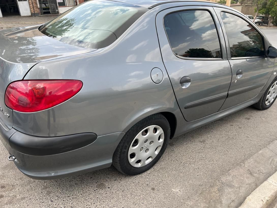 پژو 206 SD V8، مدل ۱۳۹۴ درحد|خودرو سواری و وانت|همدان, |دیوار