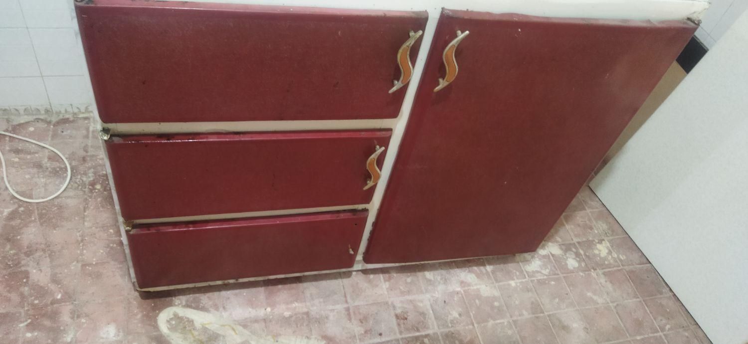 سلام یک متر کابینت فلزی درجه یک قیمت 1تومان|اجاق گاز و لوازم برقی پخت‌وپز|بندرعباس, |دیوار