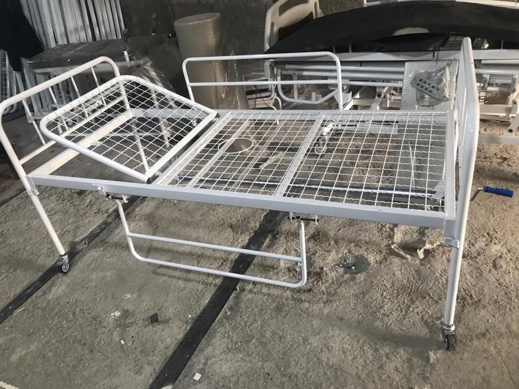 اجاره و فروش تخت بیمارستانی  تک شکن دستی شاسی دار|آرایشی، بهداشتی، درمانی|تبریز, |دیوار