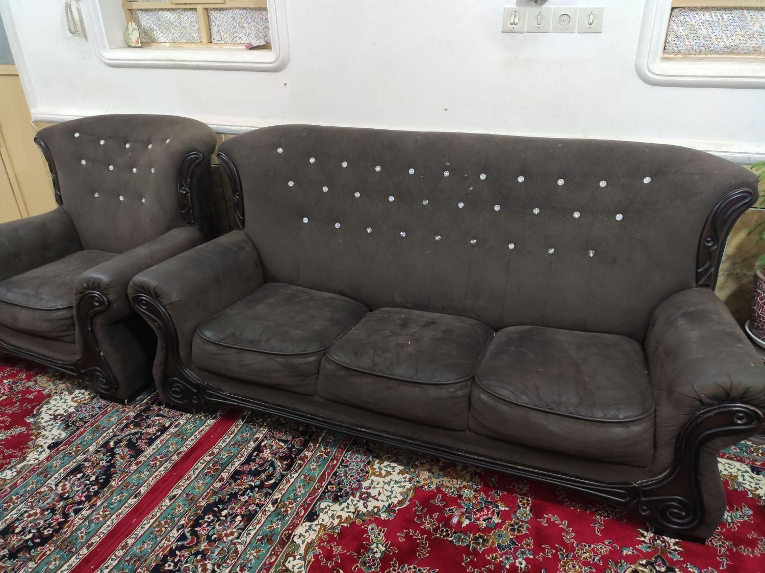 فروش دو عدد مبل|مبلمان خانگی و میز عسلی|بندر کنگان, |دیوار