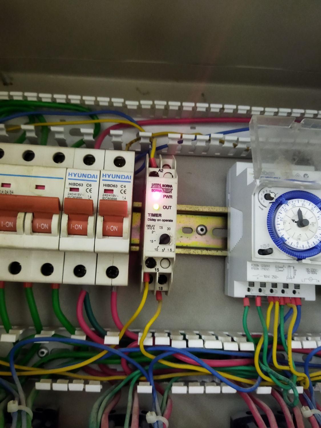 رفع عیب انواع تابلو برق صنعتی تک و سه فاز دستگاهها|خدمات پیشه و مهارت|اردبیل, |دیوار