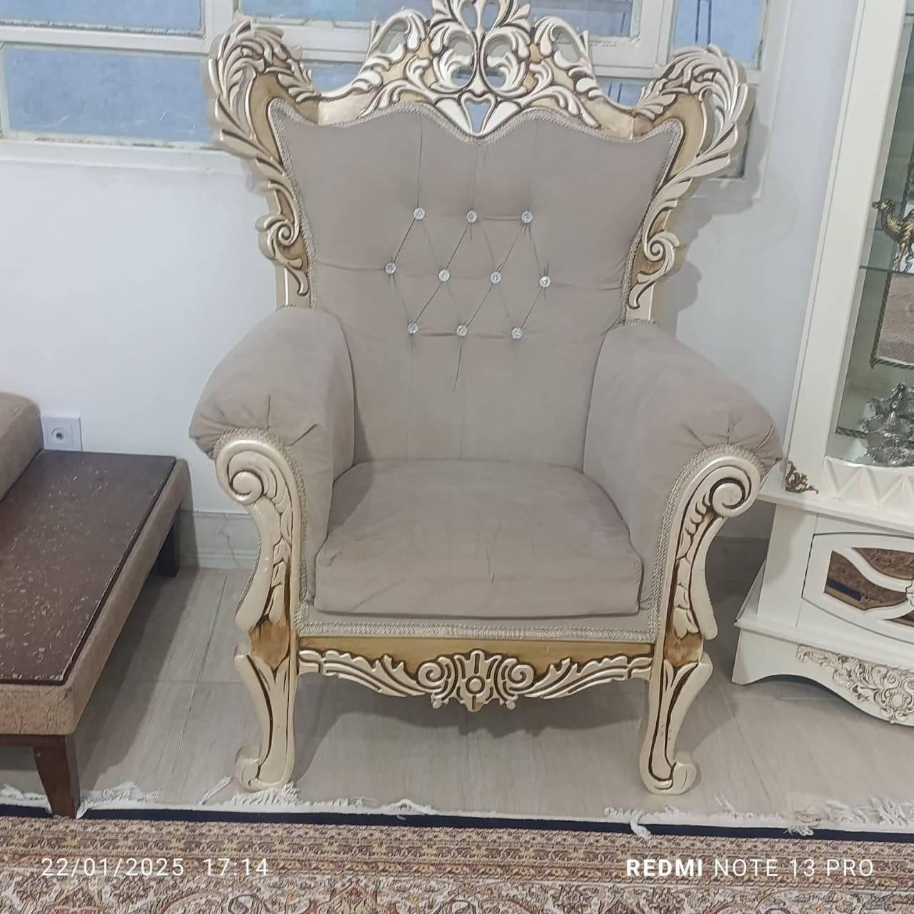 مبل ۷ نفره استیل|مبلمان خانگی و میز عسلی|بروجرد, |دیوار