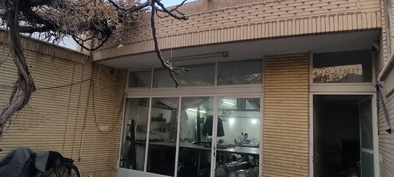 ۸۵متر ویلایی/سنددار خ رضاییان درب حیاط ماشین رو|فروش خانه و ویلا|اصفهان, عطار نیشابوری|دیوار