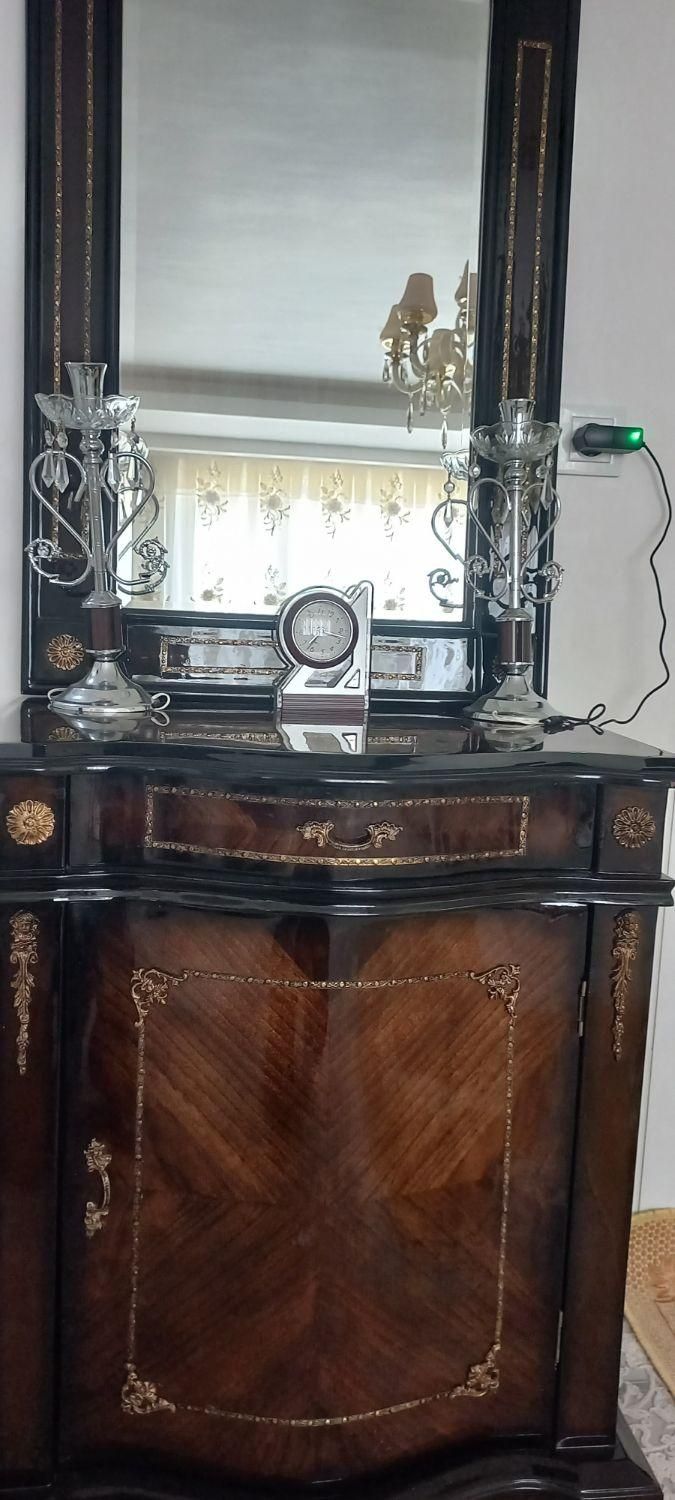 بخاطر جا ب جایی منزل|آینه|تاکستان, |دیوار