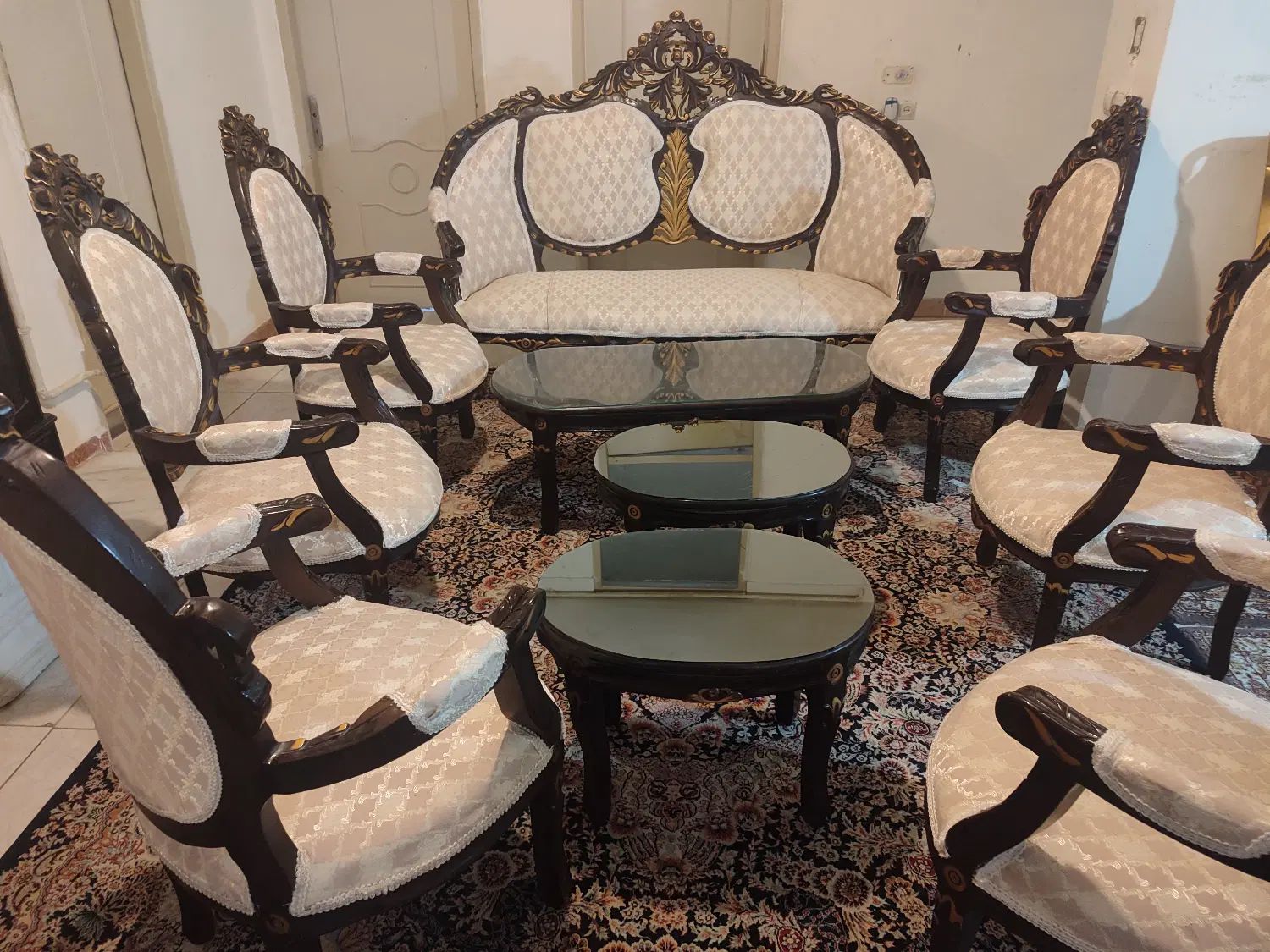 مبل نه نفره سلطنتی|مبلمان خانگی و میز عسلی|کرمانشاه, |دیوار