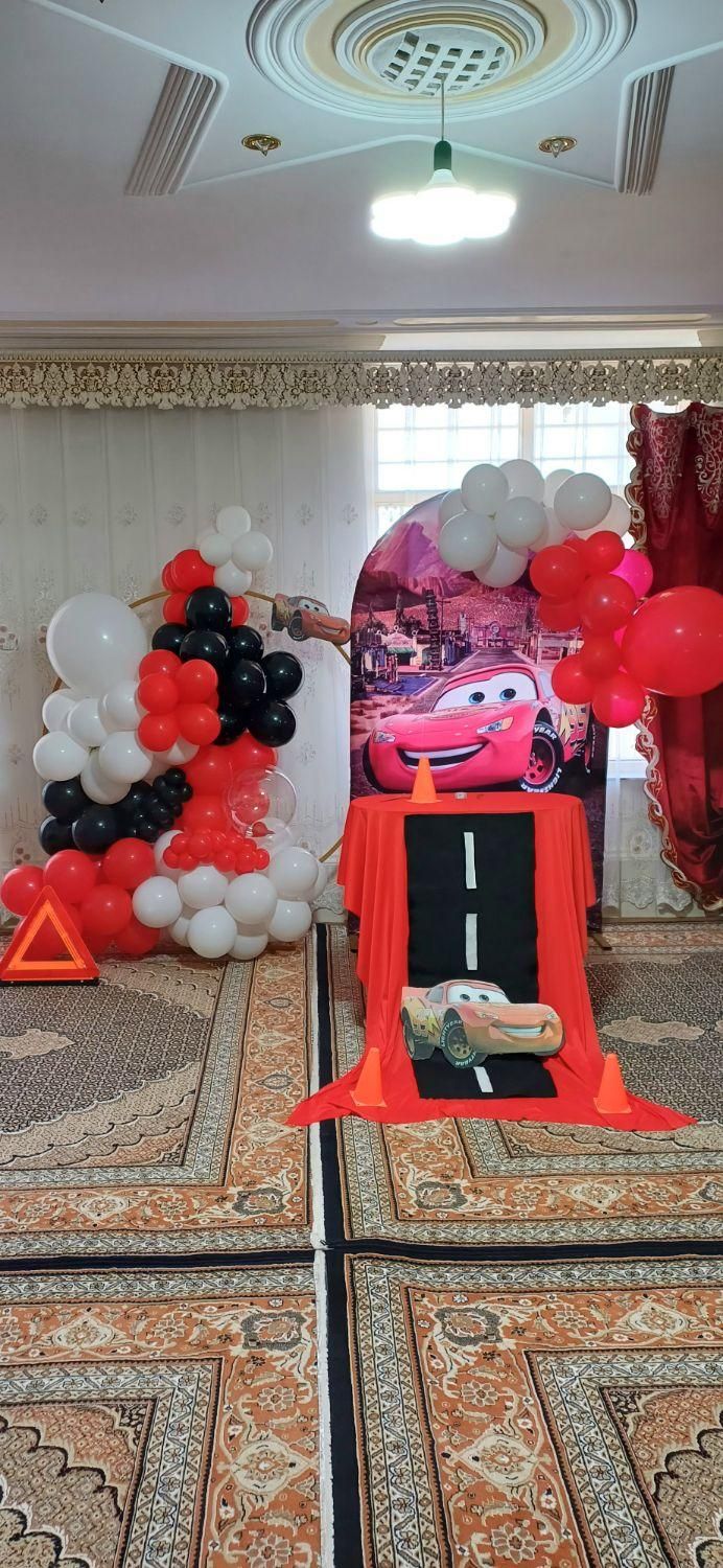 بادکنک آرایی گل آرایی تم تولد افتتاحیه|خدمات پذیرایی، مراسم|زنجان, |دیوار