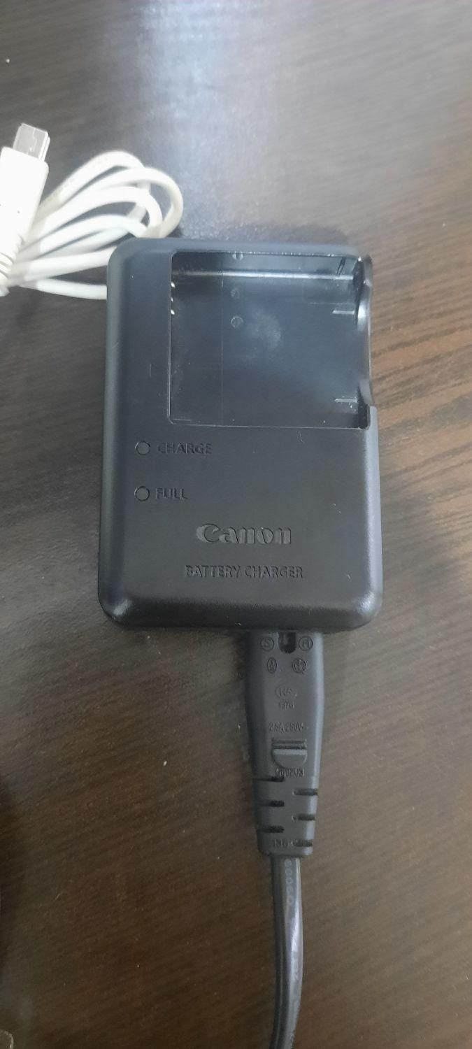 شارژر باطری دوربین کنون|دوربین عکاسی و فیلم‌برداری|تهران, مشیریه|دیوار