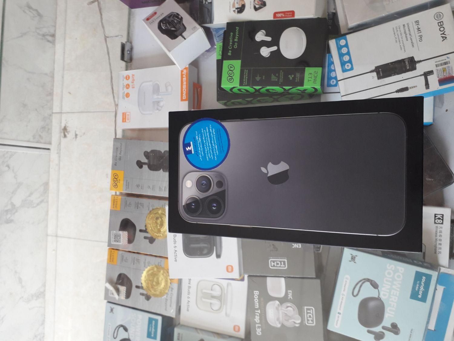 اپل iPhone 13 Pro Max با حافظهٔ ۵۱۲ گیگابایت|موبایل|آران و بیدگل, |دیوار