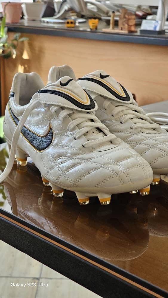 کفش فوتبال استوک دار NIKE اصل|تجهیزات ورزشی|تهران, خرمشهر|دیوار