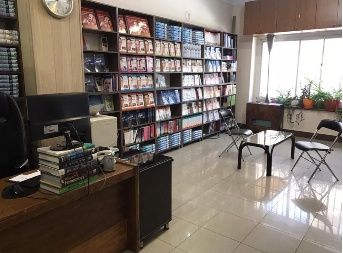 آپارتمان 110 متر 3 خواب طبقه اول|فروش دفتر کار، اتاق اداری، مطب|تهران, دانشگاه تهران|دیوار