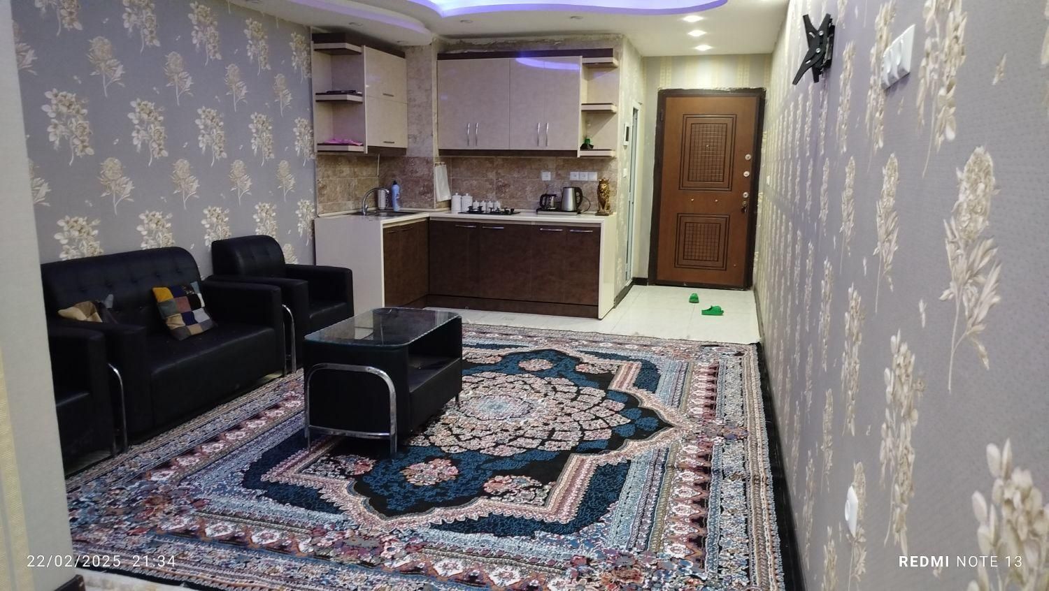 اجاره روزانه سویت داخل بازار|اجارهٔ کوتاه‌مدت آپارتمان و سوئیت|بندر گناوه, |دیوار