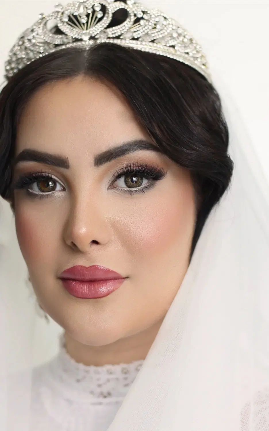 میکاپ تخصصی عروس وهمراه، آموزش صفر تا صد میکاپ|خدمات آرایشگری و زیبایی|کاشان, شهرک امیرالمومنین|دیوار