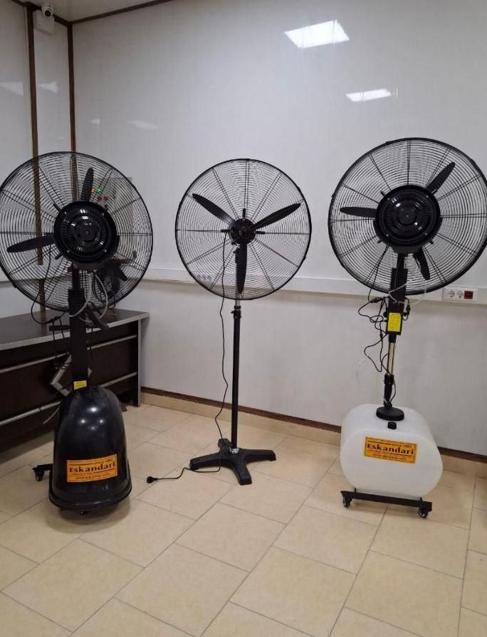 پنکه صنعتی ایستاده مهپاش مه پاش منچسترسیتی۷۵ ۶۵|پنکه و تصفیهکنندهٔ هوا|نسیمشهر, |دیوار