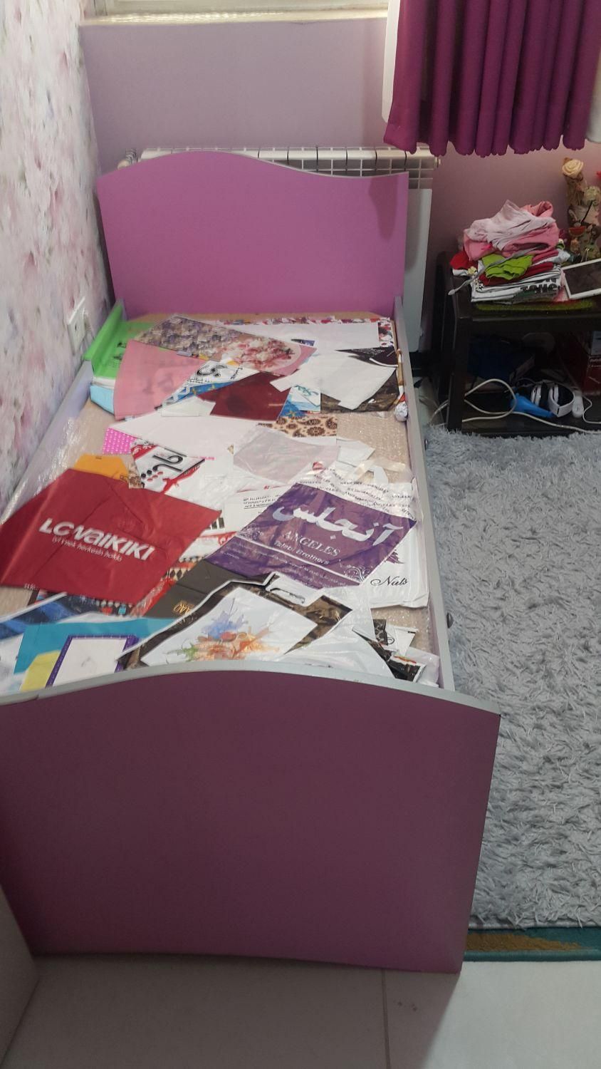 تخت نوجوان|تخت و سرویس خواب|ساری, |دیوار