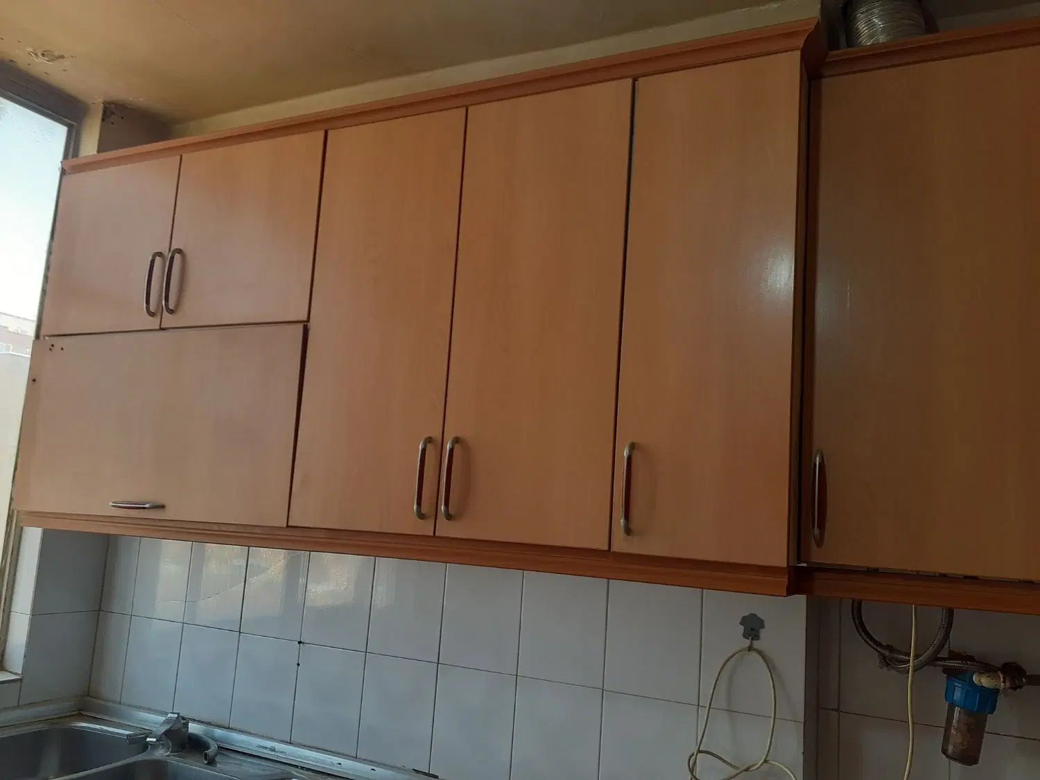 کابینت ام دی اف بدنه فلز  به همراه سینک و هود|آب‌چکان و نظم‌دهنده ظروف|اراک, |دیوار