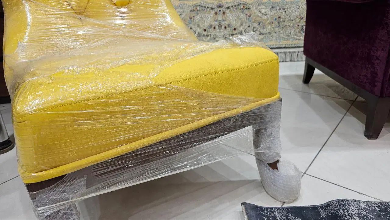 مبل ۷ نفره کاملا نو|مبلمان خانگی و میز عسلی|اصفهان, بوستان آینه خانه|دیوار