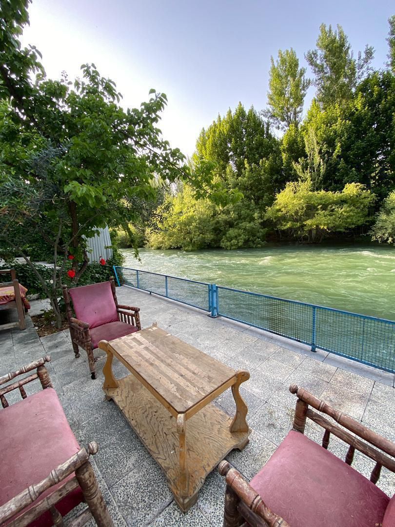 اجاره ویلا 900 متری لب آب باغبهادران.باغبادران|اجارهٔ خانه و ویلا|باغ بهادران, |دیوار