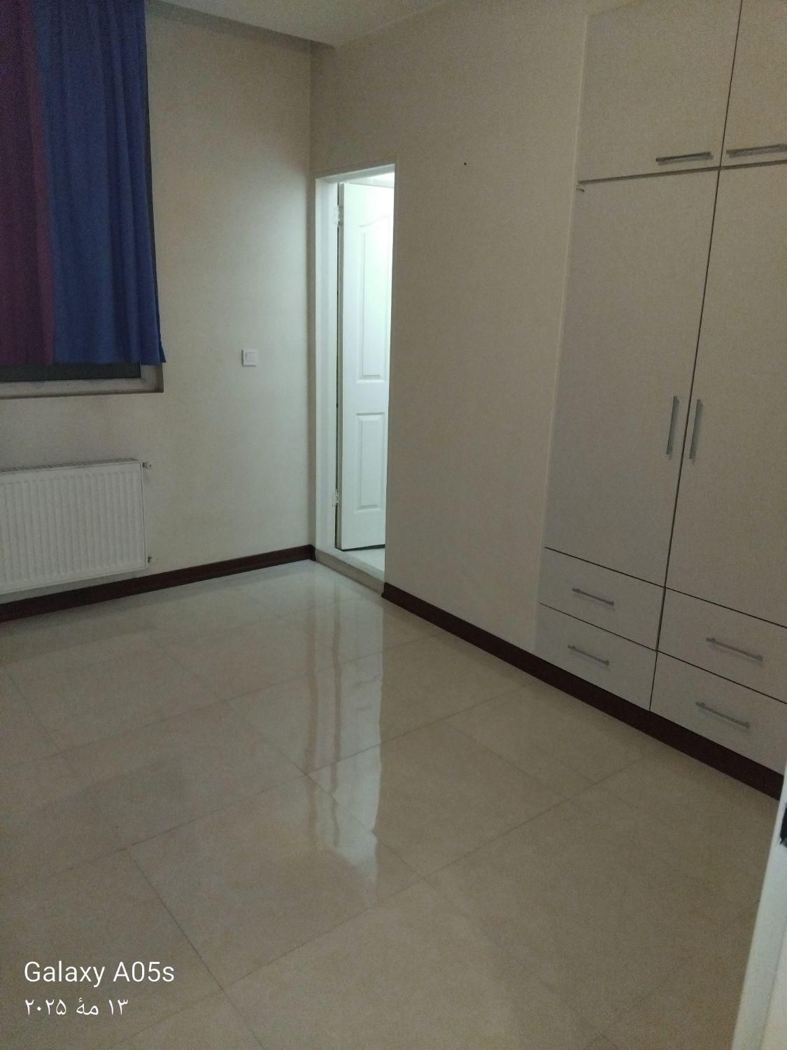 63 و 45 متر ویلاشهر سروآزاد چیتگر غزالی دریاچه فول|فروش آپارتمان|تهران, ویلاشهر|دیوار