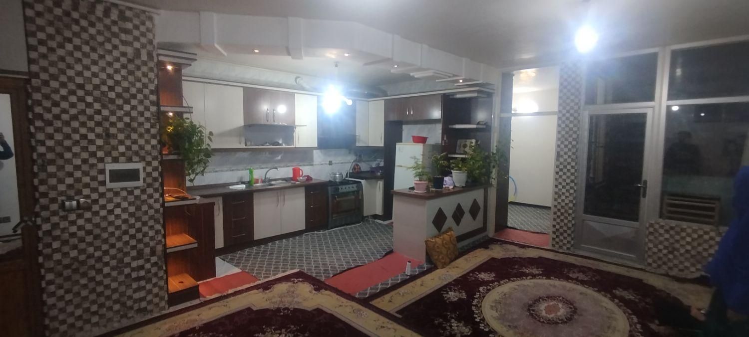 ۹۰ متر نوساز با پارکینگ و دسترسی عالی|فروش آپارتمان|اصفهان, کارلادان|دیوار
