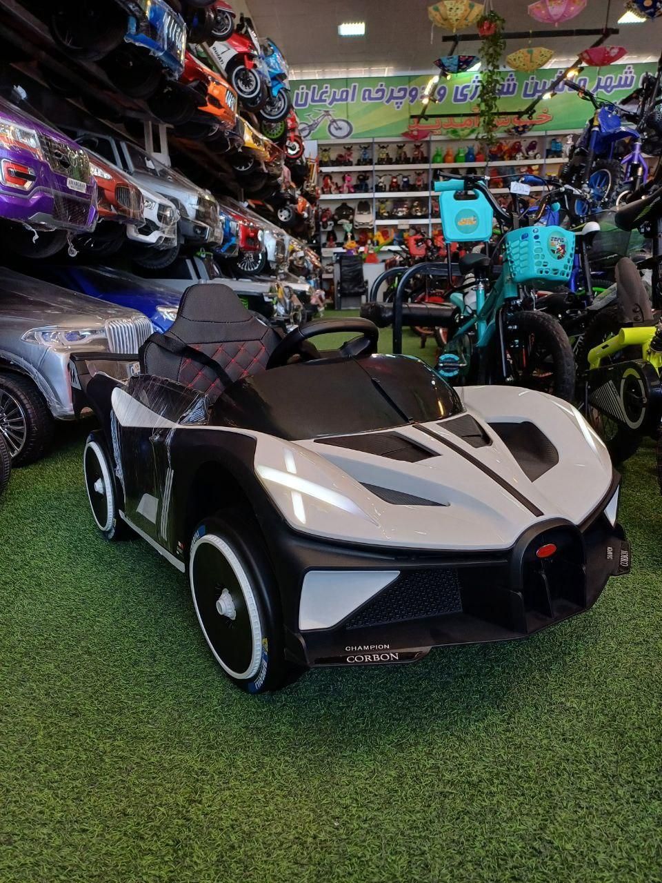 ماشین شارژی مدل (بوگاتی)کنترل دار و سه سرعت|اسباببازی بچه|مشهد, توس (بلوار توس)|دیوار
