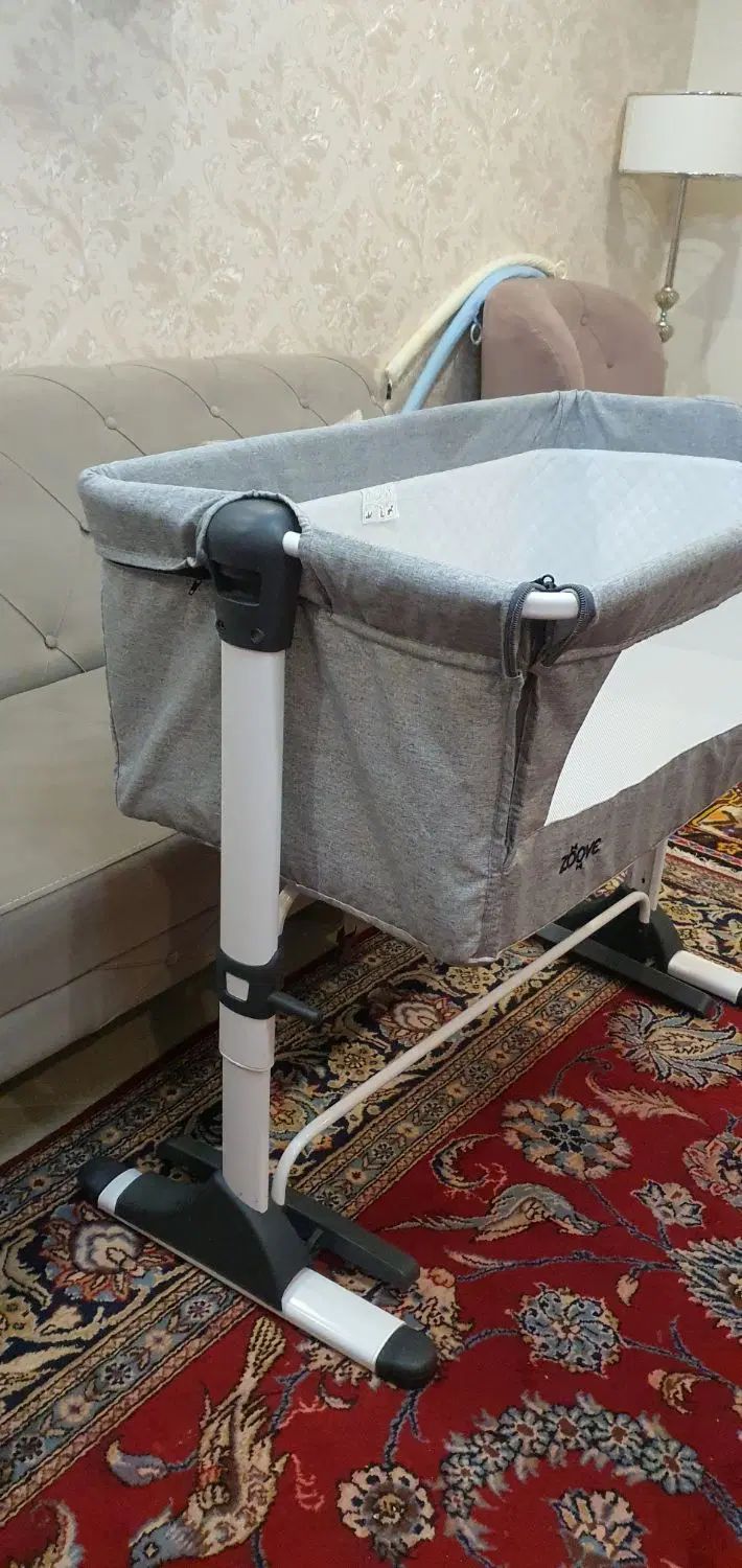 تخت کودک با توری ، پایه متحرک ،تشک طبی، تشک بازی|تخت و صندلی بچه|تهران, جنت‌آباد مرکزی|دیوار