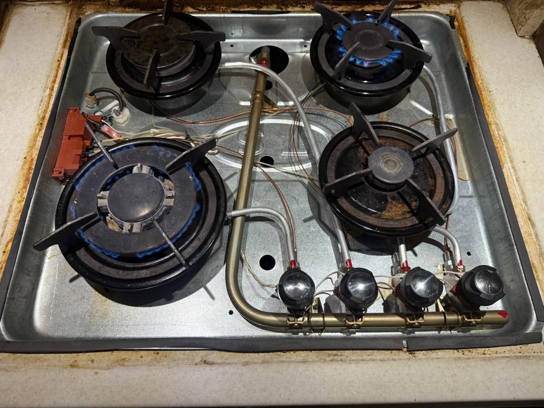 نصب و تعمیر انواع اجاق گاز و هود و انواع شیشه گاز|خدمات پیشه و مهارت|همدان, |دیوار