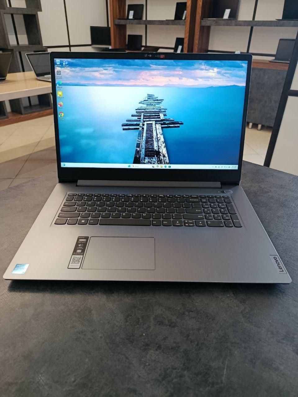 لپتاپ دانشجوییLenovo IdeaPad 17|رایانه همراه|قم, صفائیه|دیوار