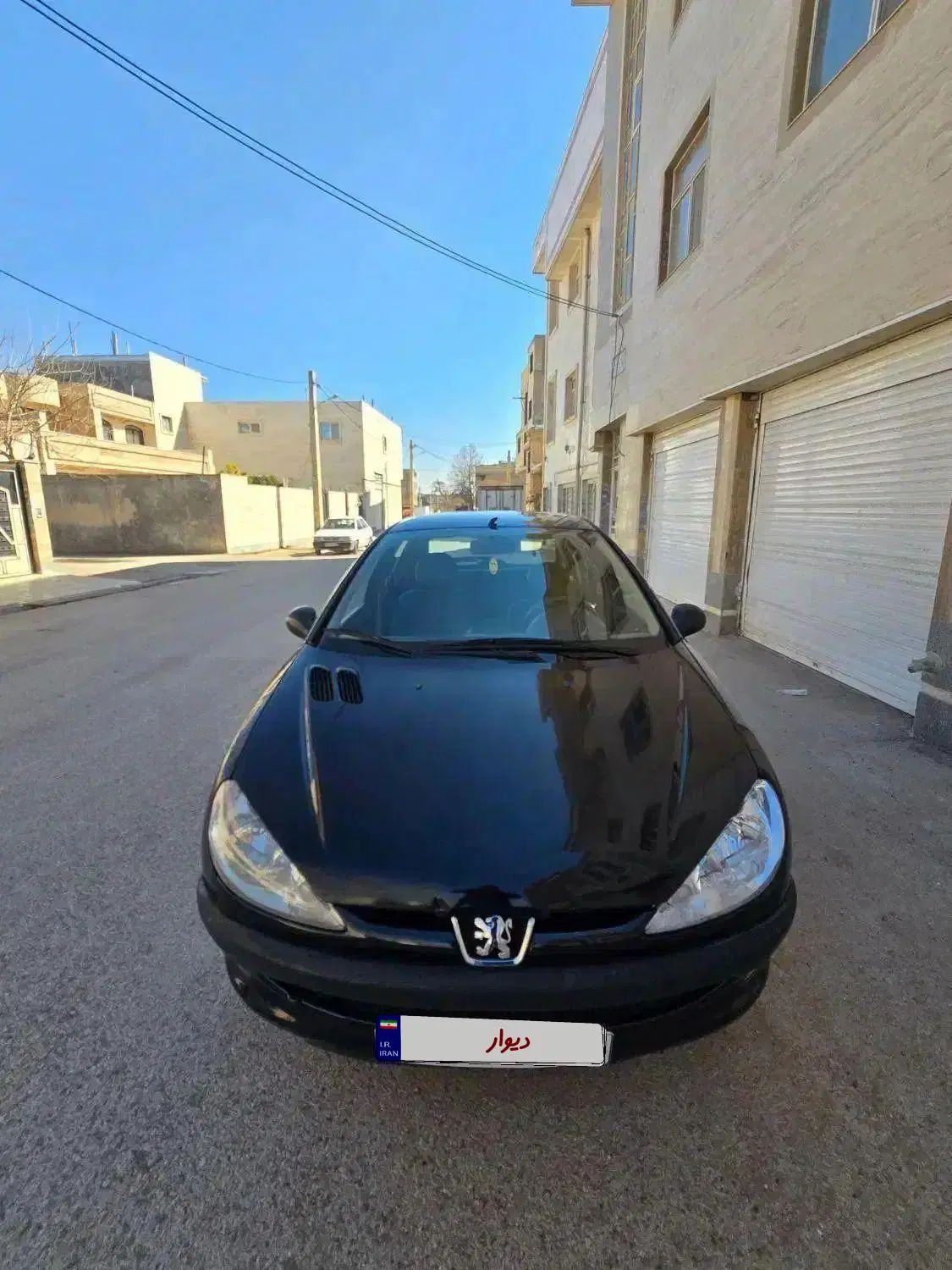 پژو۲۰۶ تیپ ۲ مدل ۹۸ فروش یا معاوضه با آریزو۶ یا j7|خودرو سواری و وانت|شیراز, گویم|دیوار