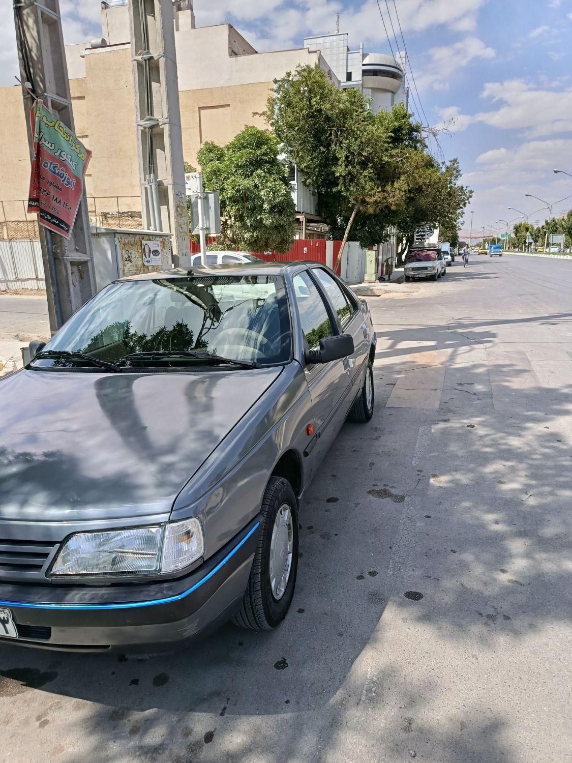 پژو 405 GLX - دوگانه سوز CNG، مدل ۱۳۹۱|خودرو سواری و وانت|شیراز, ارم|دیوار