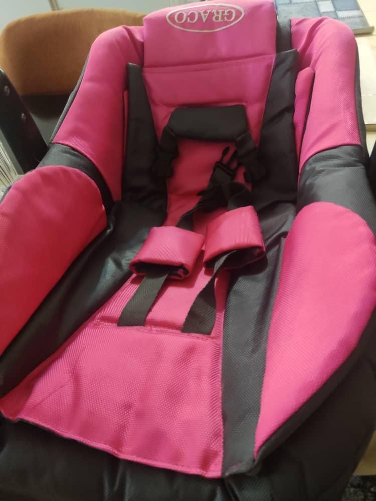 کریر در حد نو|کالسکه و لوازم جانبی|رودهن, |دیوار