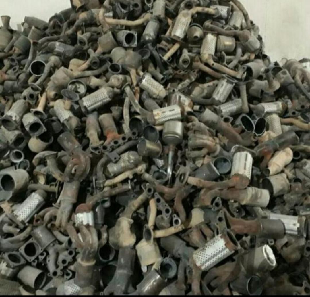 خریدارکاتالیزور فرسوده|قطعات یدکی و لوازم جانبی|رشت, بلوار گیلان|دیوار