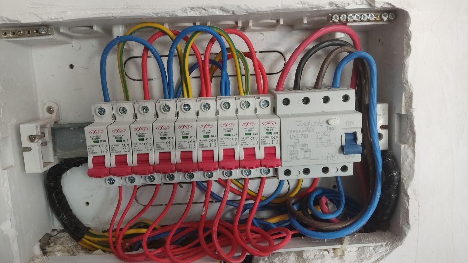 برقکار ماهر و با تجربه|خدمات پیشه و مهارت|شیراز, سلطان آباد|دیوار