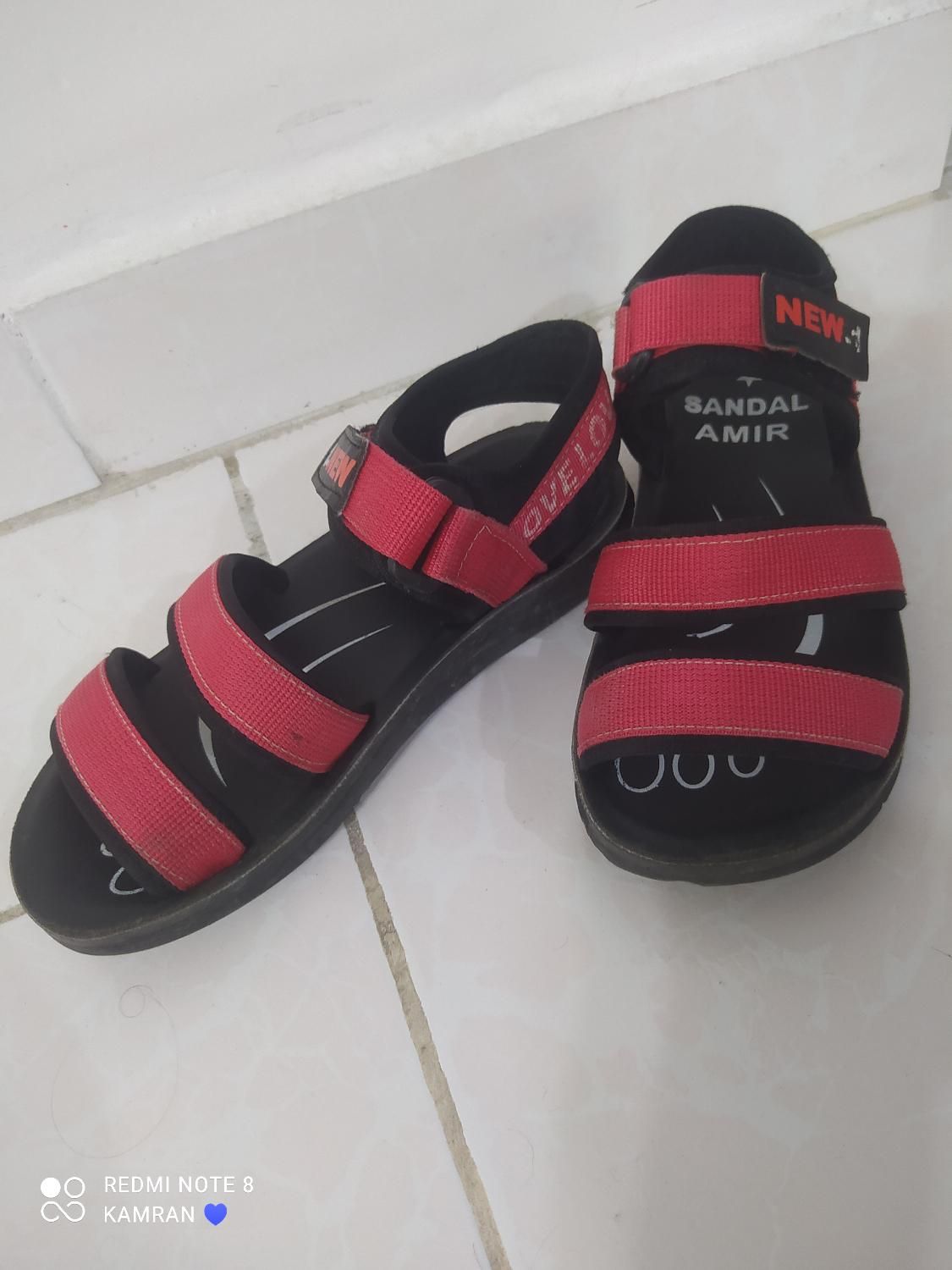 صندل بچه گانه|کیف، کفش، کمربند|رشت, دباغیان|دیوار