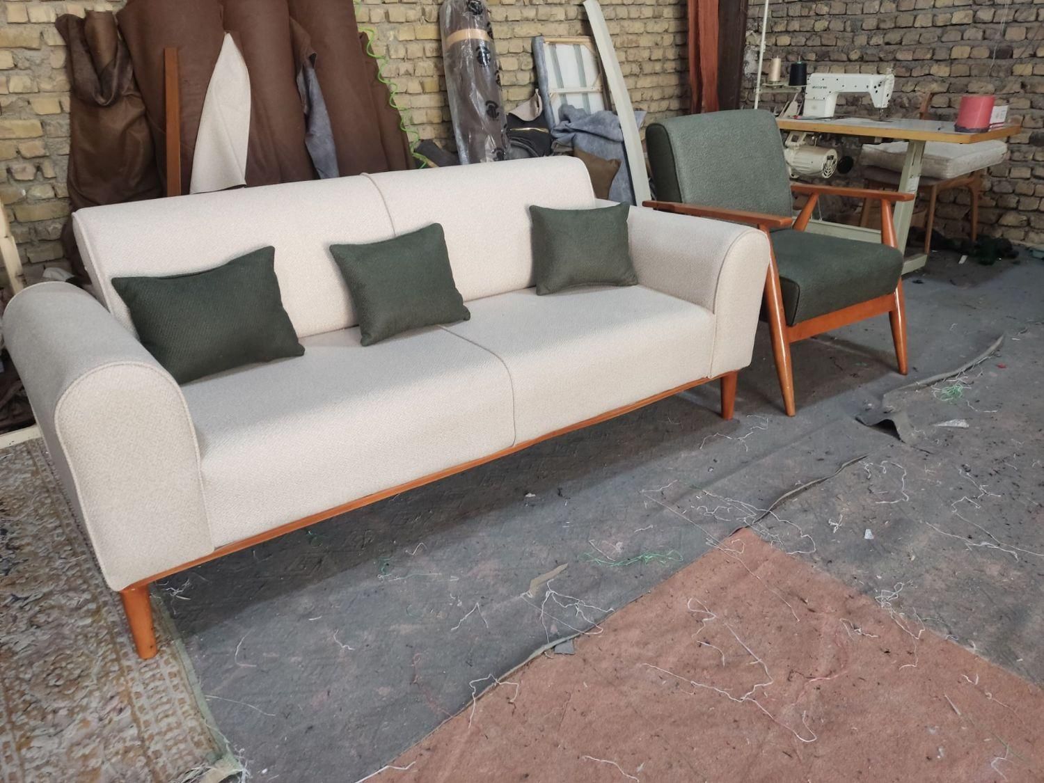 مبل قیمت شکن مزرج|مبلمان خانگی و میز عسلی|قوچان, |دیوار