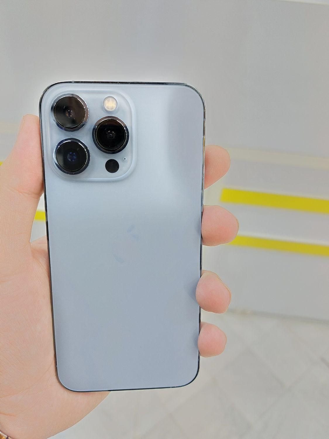اپل iPhone 13 Pro با حافظهٔ ۲۵۶ گیگابایت|موبایل|بجنورد, |دیوار