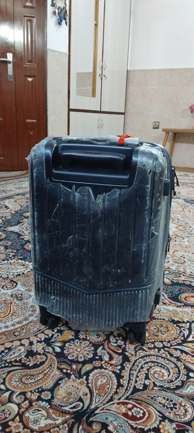 چمدان سامیت کوچک درحدنو|کیف، کفش، کمربند|قم, نیروگاه|دیوار