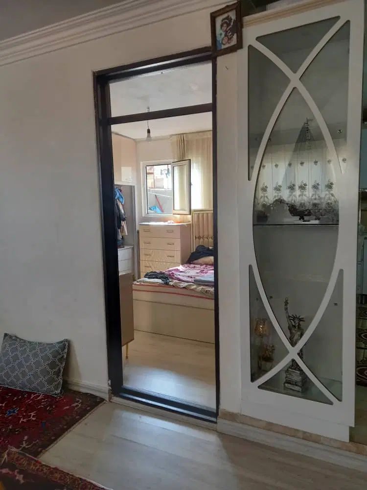 آپارتمان۱۰۰متر چهاره عباسی به طرف رجایی سندقولنامه|فروش آپارتمان|تبریز, |دیوار