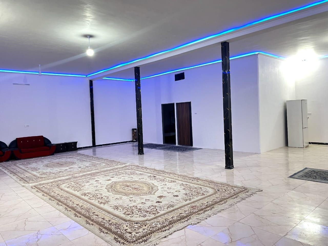 باغ ویلا با استخر آبگرم سرپوشیده|اجارهٔ کوتاهمدت ویلا و باغ|کرمان, |دیوار