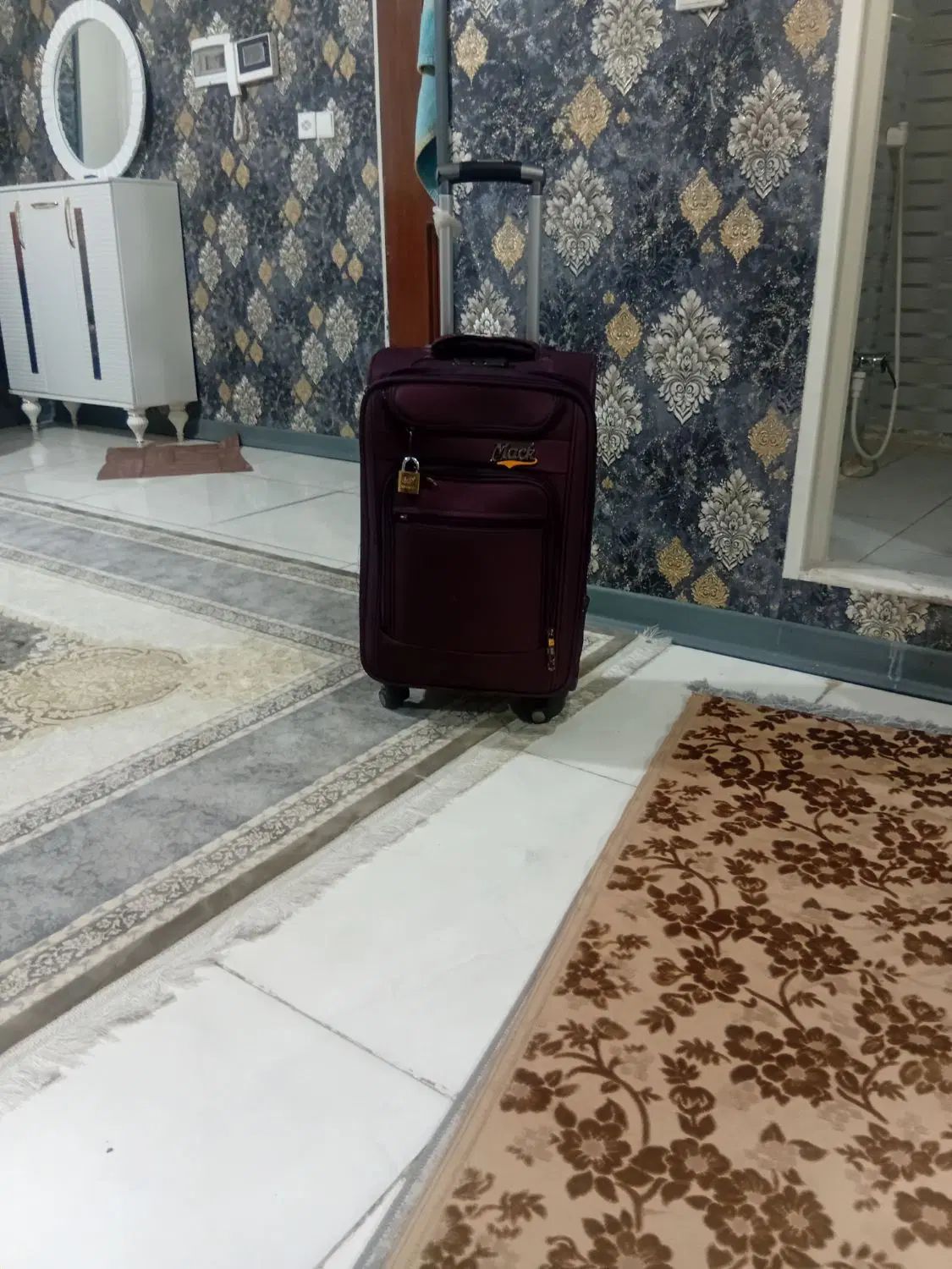 چمدان مسافرتی|کیف، کفش، کمربند|کرج, حصارک پایین|دیوار